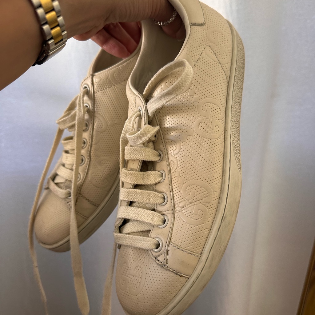 Women's Cream Sneakers
